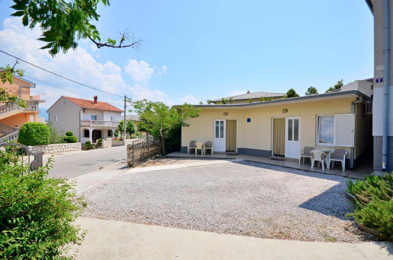 Apartments Branimir โนวีวีโนดอลสกี ภายนอก รูปภาพ