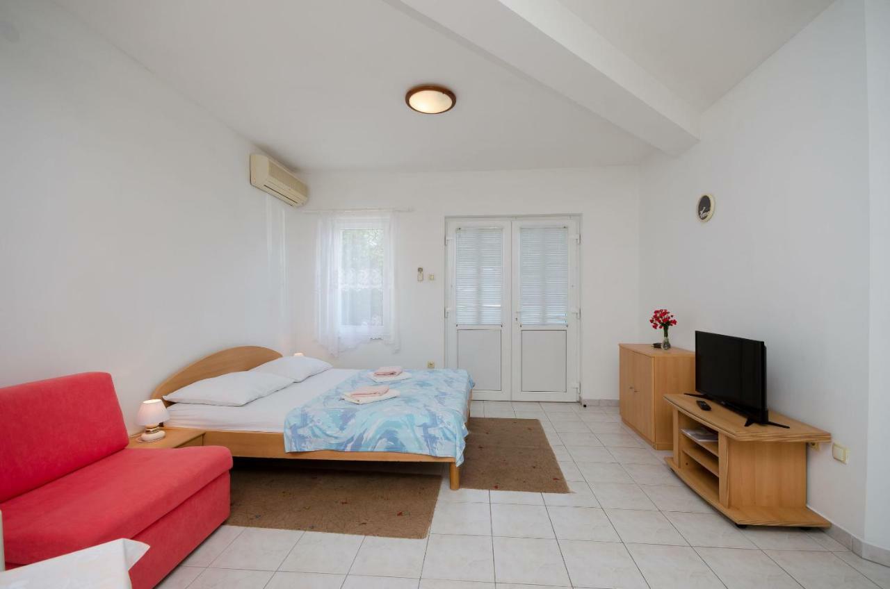 Apartments Branimir โนวีวีโนดอลสกี ภายนอก รูปภาพ