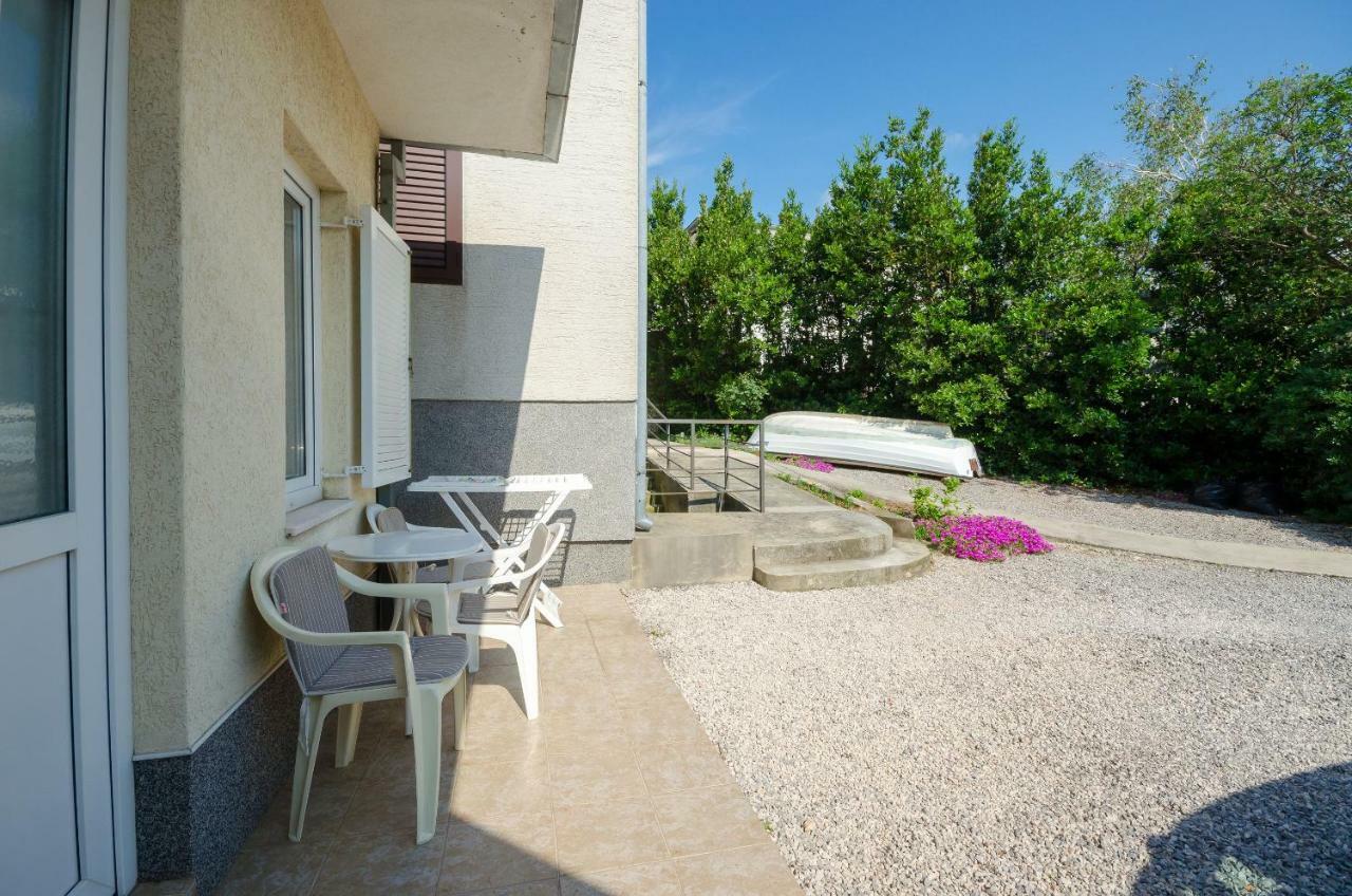 Apartments Branimir โนวีวีโนดอลสกี ภายนอก รูปภาพ